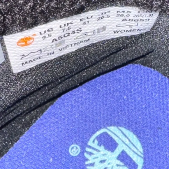 Timberland 6 inch puffer boots in light grey nubuck leather NWT - Picture 5 of 13